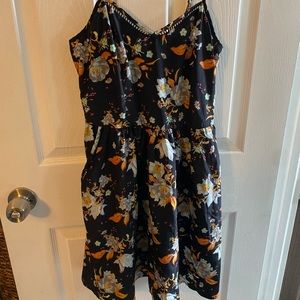 Spaghetti strap dress with pockets